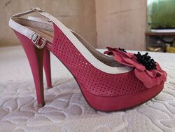 Замшеві босоніжки