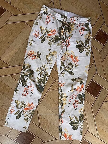 Штаны брюки H&M классические зауженные размер 42 Eur разноцветные колибри