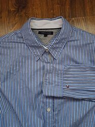 Рубашка Tommy Hilfiger голубая, в полоску, размер М.