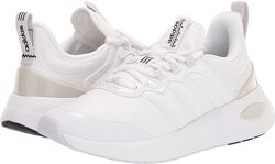 Легкі текстильні білі бігові кросівки ADIDAS 
