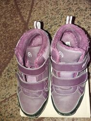 Утепленные ботинки на меху фиолетового цвета размер 34 легкие и удобные