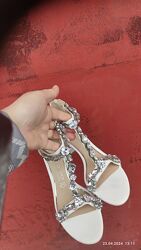 Босоніжки 37 розмір 