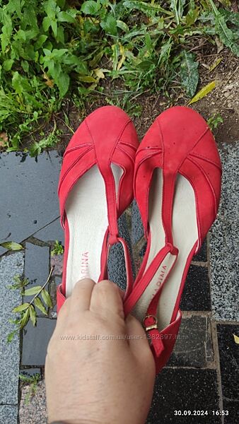 Босоніжки 37 38 розмір 