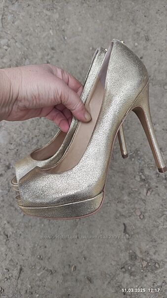 Туфлі 38 розмір 