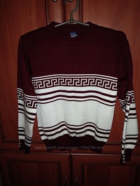Свитер турецкий р.140-152 на 10-13лет, б/у 1раз