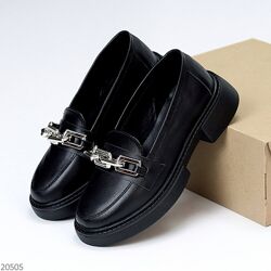 Шкіряні жіночі туфлі лофери Sandi, кожаные туфли лоферы Sandi 37,38,40р