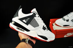 кросівки Nike Air Jordan Retro 4 різних кольорів