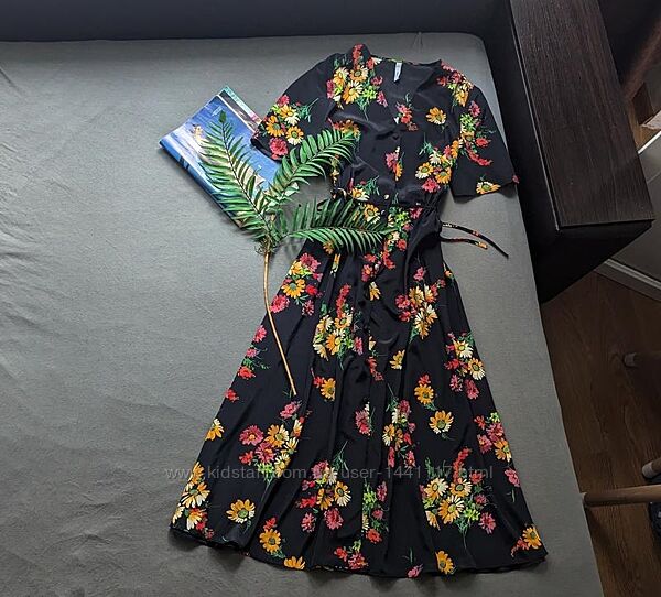 Гарна сукня міді в квітковий принт mango