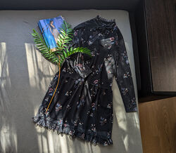 Ніжна сукня прямого крою в квітковий принт сітка сіточка