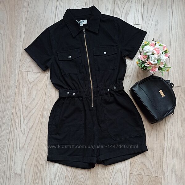 Черный джинсовый комбинезон с шортами