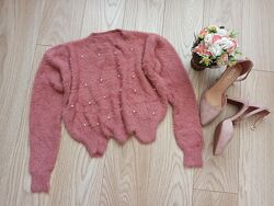 Вкорочений пухнастий светрик з намистинами