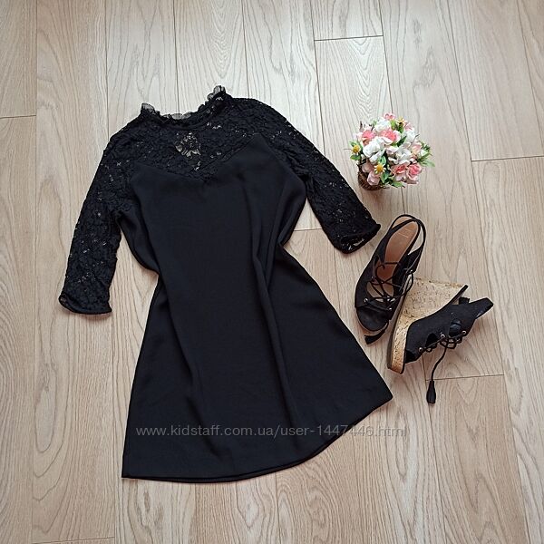 Свободное черное платье трапеция, с гипюром, М