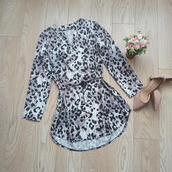 Длинная легкая блуза в анималистический принт, L-XL