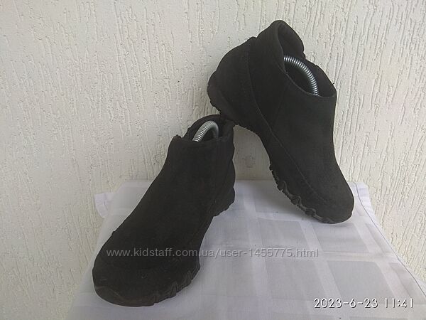 Ботинки замшевие  Skechers Relaxed Fit Air-Cooied Memory Foam р.36