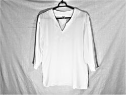 Легка котонова сорочка з вишивкою  р 48-50
