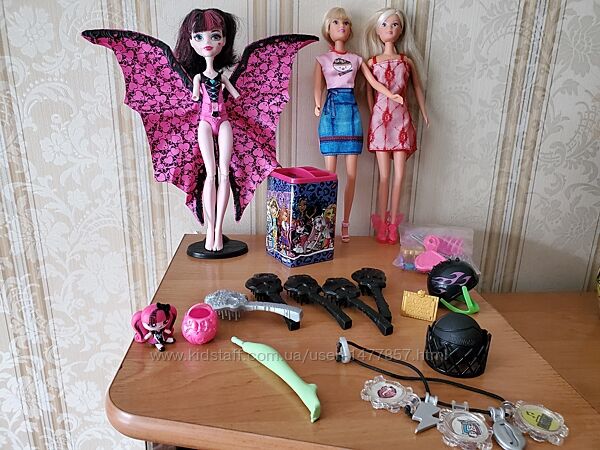 Монстер хай, monster high, Венера, Гулия, Дракулаура, Барби