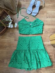 Неймовірно стильний яскравий костюм прошва фірми zara