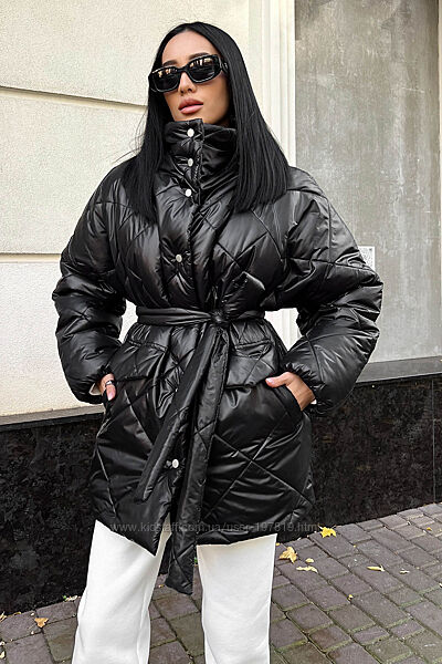 Демисезонная, зимняя женская стеганная куртка Оверсайз Лилу. Тренд сезона