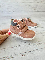  р.21,22,23  Ботинки для девочек С. Луч  Q139-4