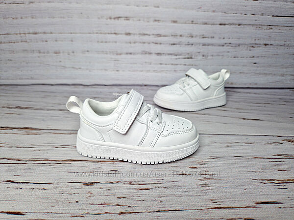 р.20,22,25  Кроссовки унисекс Apawwa  TC820 white