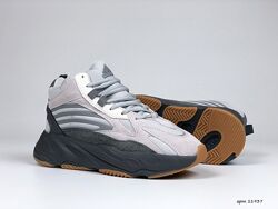 р.36, 39  Кроссовки Adidas Yeezy Boost 700 бежево-черные  зима KS 11937