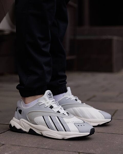 р.42, 43 Кроссовки Adidas Oztral Grey White AD114
