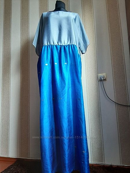 Платье в пол, длинное, макси.