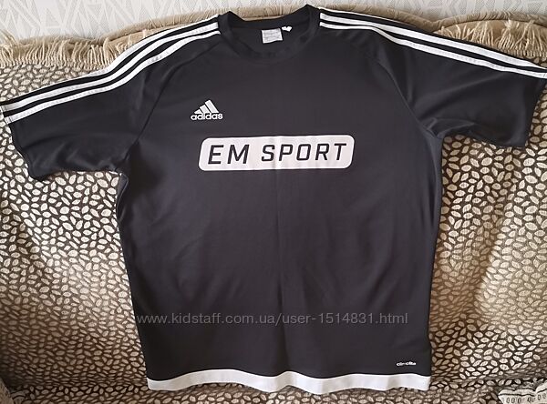 Футбольна форма футболка, шорти і гетри adidas. Розмір L