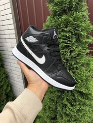 р.42,44 Стильные кроссовки Nike Air Jordan черно/белые KS 10773