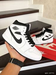  р.36, 37, 38  Женские кроссовки Nike Air Jordan бело/черные