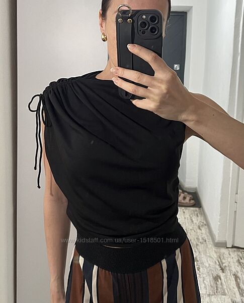 Вишукана легка блузка Zara