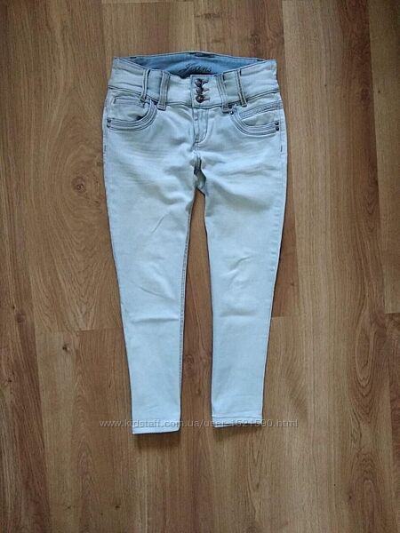 Хорошенькие укороченные джинсы Orsay. размер 36. будет на 44/46