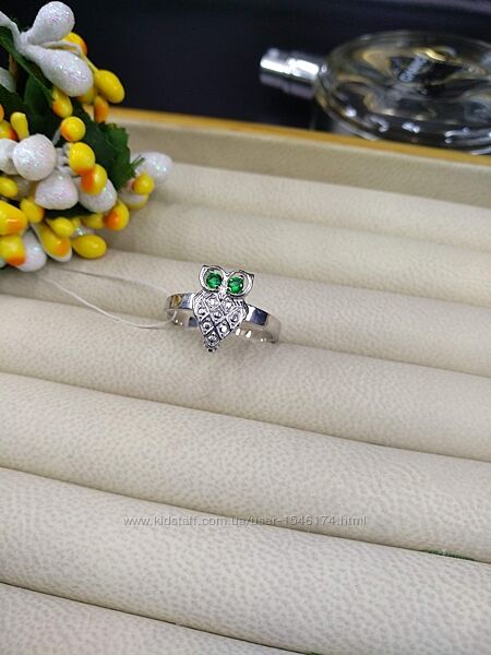 Серебряное кольцо сова совушка sova с зеленым фианитом размер 18,5 и 19,5