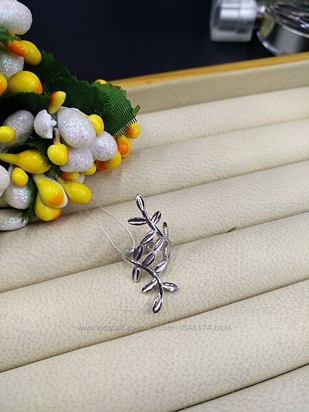 Серебряная стильная модная клипса каффа листочки плетение на ухо 925