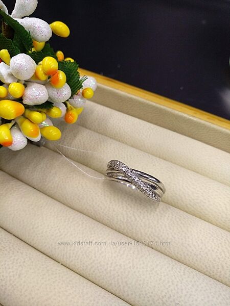 Серебряное кольцо переплетение с фианитом 925 размер 17,5 и 18