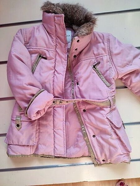 Куртка зимняя  на девочку 5-6 лет от известного итальянского бренда