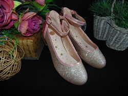 Казкові туфельки TU