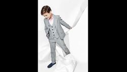 Крутезний класичний брючний костюм трійка Marks&Spencer