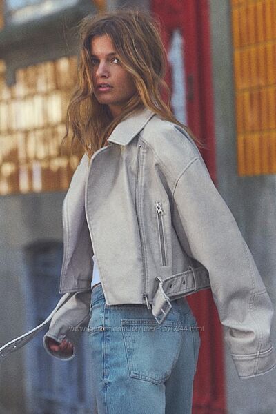 Женская молочная косуха Zara