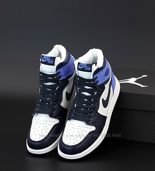Зимові жіночі кросівки Nike Air Jordan (36-41) ХУТРО Арт 12406 Виробник В´єтнам Верх Шкіра Всередині Хутро Підошва Гума Розміри: 36(23см), 37(23.5см), 38(24см), 39(25см), 40(25.5см), 41(26.5см) Ціна 1750грн