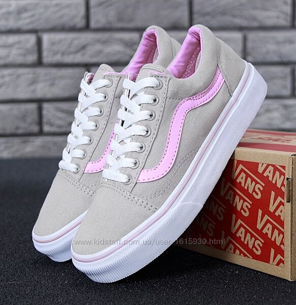 Жіночі кеди Vans Old Skool (36-40) Арт 11583 Виробник Китай Верх Бавовна Підошва Гума Розміри: 5 = 23cm-23,5cm 5,5 = 23,5cm-24cm 6 = 24cm-24,5cm 6,5 = 24,5cm 7 = 25cm 7,5 = 25,5cm