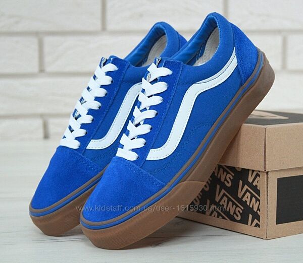 Унісекс жіночі чоловічі кеди Vans Old Skool (36-45) Арт 11009 Виробник Китай Верх Замш/Бавовна Підошва Гума Розміри: 5,5-23,8cm 6-24cm 6,5-24,5cm 7-25cm 7,5-25,5cm 8-25,8cm 8,5-26cm 9-26,5cm 9,5-27cm 10-27,5cm 10,5-28cm 11-29cm