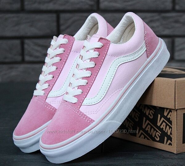 Жіночі кеди Vans Old Skool (36-40) Арт 11445 Виробник Китай Верх Замш/Бавовна Підошва Гума Розміри: 5 = 23cm-23,5cm 5,5 = 23,5cm-24cm 6 = 24cm-24,5cm 6,5 = 24,5cm 7 = 25cm 7,5 = 25,5cm