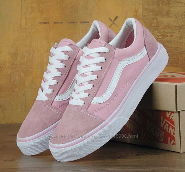 Жіночі кеди Vans Old Skool (36-40) Арт 11248 Виробник Китай Верх Замш/Бавовна Підошва Гума Розміри: 5 = 23cm-23,5cm 5,5 = 23,5cm-24cm 6 = 24cm-24,5cm 6,5 = 24,5cm 7 = 25cm 7,5 = 25,5cm