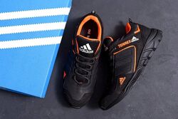 кроссовки adidas,  40-45 размер кожа натуральная новинка