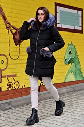  Куртка женская зимняя черная п601