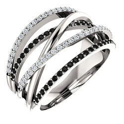  Кольцо женское серебристое с черными и белыми кристаллами код 2277