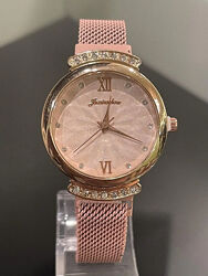  Женские наручные часы с розовым браслетом код 711
