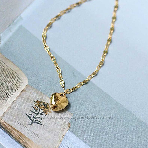 Женский золотистый браслет с сердцем код 2361