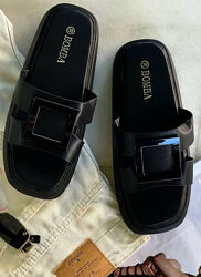  Шлепанцы женские черные Б1654